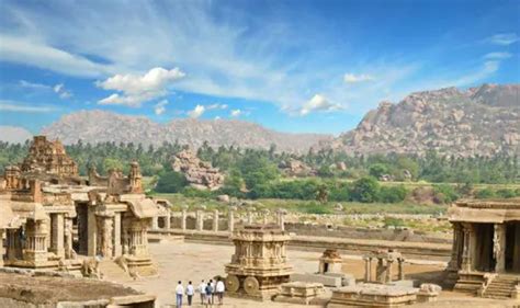 The Fascinating History And Story of Hampi And Vijayanagara Empire