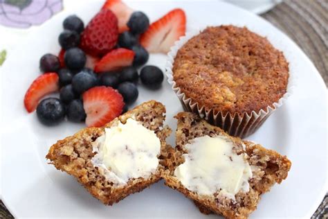 Banana Rolled-Oats Muffins - Life at Cloverhill