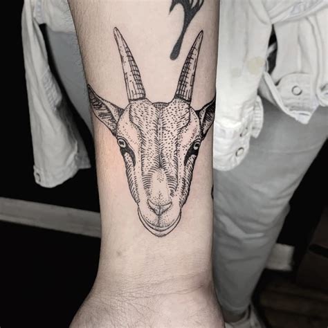 20 Glorious Goat Tattoo Designs and the Meaning of the Symbol