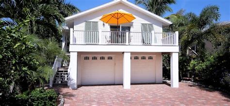 Top 12 Pet-Friendly Airbnbs In Fort Myers Beach, Florida - Updated 2024 ...