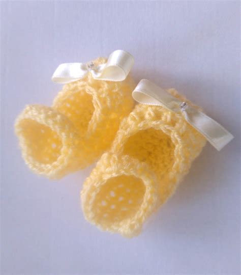 Yellow baby booties baby shoes with yellow bow lemon infant | Etsy