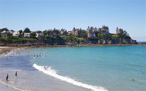 Plage de l'Écluse - Dinard / Ille-et-Vilaine / Brittany // World Beach Guide