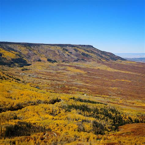 [3880x3880] Fall in Grand Mesa National Forest [OC] /r/EarthPorn : r/LargeImages