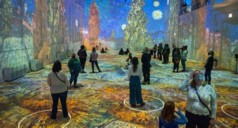 The US Premiere Of The Immersive Van Gogh Exhibit Is Now Open In Chicago