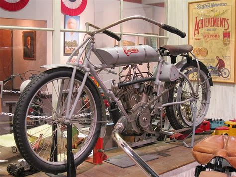 Big Daddy Dave: Motorcycles and Airplanes - The Glenn Curtiss Museum #1