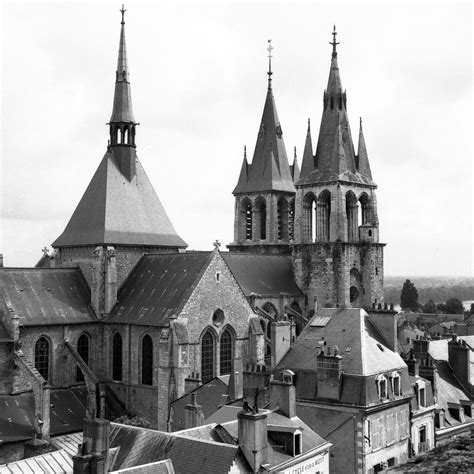 Blois | Église St. Nicolas--you can just see the Loire rive… | Flickr