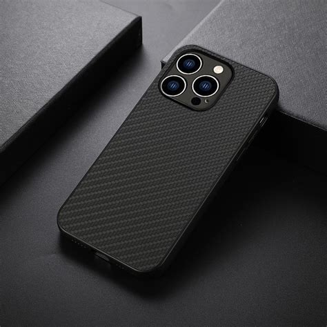 Trolsk Thin Carbon Fiber Case (iPhone 15 Pro Max)