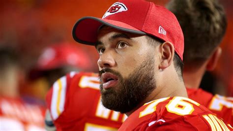 Kansas City Chiefs activate Laurent Duvernay-Tardif from IR - ESPN