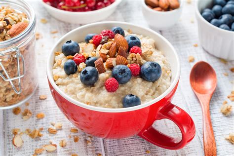 Avena con frutos rojos y almendra - Vidactual