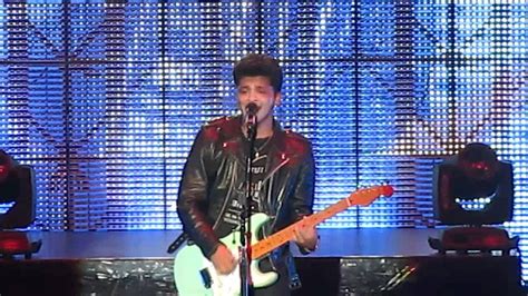 Bruno Mars Doo Wops And Hooligans Tour - YouTube