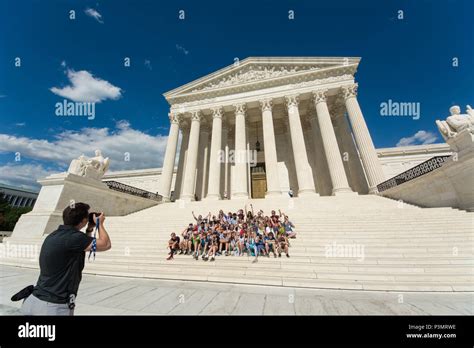 Judicial branch hi-res stock photography and images - Alamy