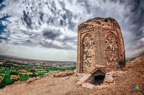 Naqareh Khaneh Tower Photo Gallery - Iran Travel and Tourism