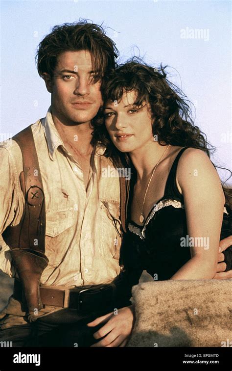 BRENDAN FRASER & RACHEL WEISZ THE MUMMY (1999 Stock Photo: 31100397 - Alamy