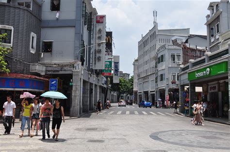 Shangxiajiu Pedestrian Street in Guangzhou - China.org.cn