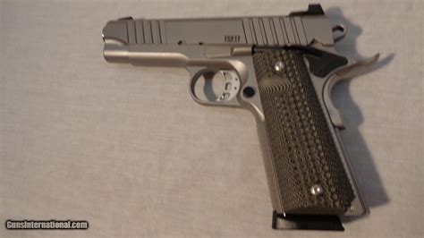 BUL ARMORY 1911 COMMANDER