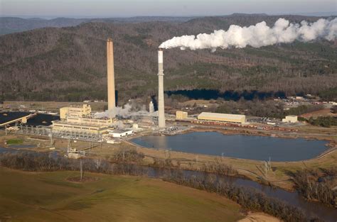 Critics of Georgia Power coal ash plan air toxic water fears as state ...