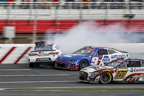 Chase Elliott suspended by NASCAR after Hamlin crash - TheSportResort