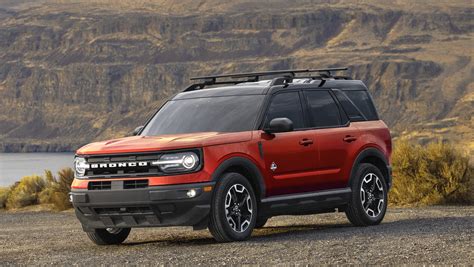 Ford Recalls 643,000 Escape and Bronco Sports Over Engine Fires