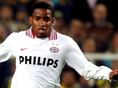 star sport: JEFFERSON FARFAN BIOGRAPHY