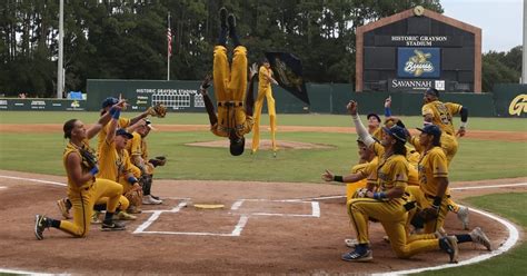 LSU welcomes the Savannah Bananas to Alex Box Stadium - On3