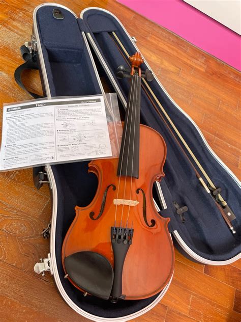 Yamaha V3 series student violin outfit 3/4 size., Hobbies & Toys, Music & Media, Musical ...