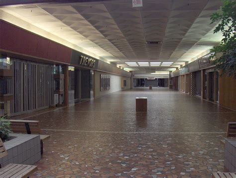 Indian Mall(Jonesboro, AR) Abandoned Malls, Abandoned Buildings, Abandoned Places, Jonesboro ...