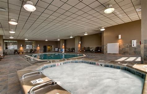 Drury Plaza Hotel Broadview Wichita - Drury Hotels