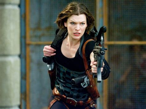 Milla Jovovich Has Really Aged For 'Resident Evil: The Final Chapter' - Bloody Disgusting