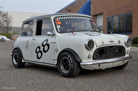 Meet The Tiny Mini Cooper That Dominates Circuit Racing | Mini cooper ...