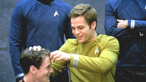 Star Trek - Behind The Scenes - Chris Pine Photo (8842042) - Fanpop