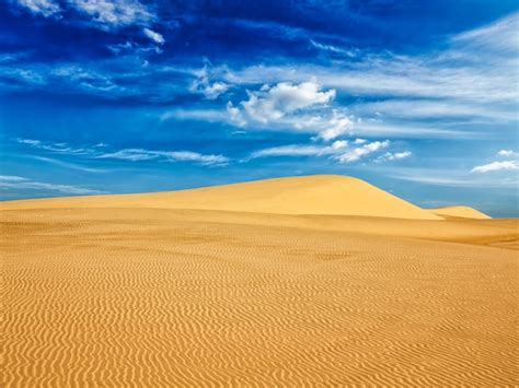 Premium Photo | Desert sand dunes on sunrise