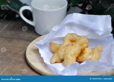 Chinese Fried Dough, Dough Stick or Youtiao Stock Image - Image of thai, paper: 162497493