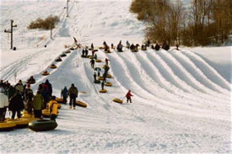 Dry Hill Ski Area Ski Resort Guide, Location Map & Dry Hill Ski Area ski holiday accommodation