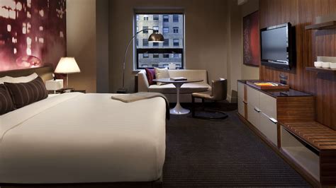 Large Suites with Midtown Manhattan Views | Grand Hyatt New York