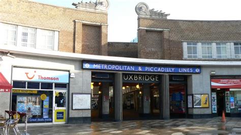 Uxbridge Underground Station - Uxbridge