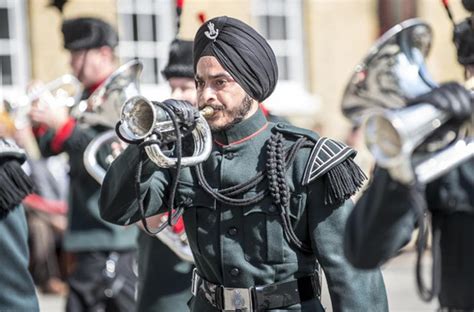 UK armed forces sign covenant with Sikhs | Hindustan Times