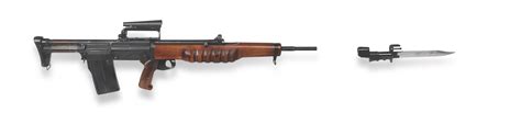 The Acclaimed British EM-2 Rifle Was Built by a Polish Immigrant