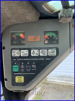 BOBCAT T300 Track Skid Steer Loader Tractor. Excellent Shape | Tractors Loaders Skid