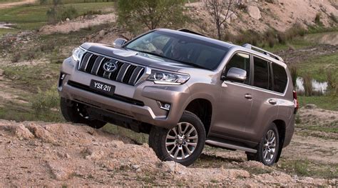 2018 Toyota LandCruiser Prado pricing and specs - Photos (1 of 26)