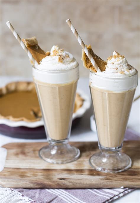 Pumpkin Pie Milkshake | The Blondielocks