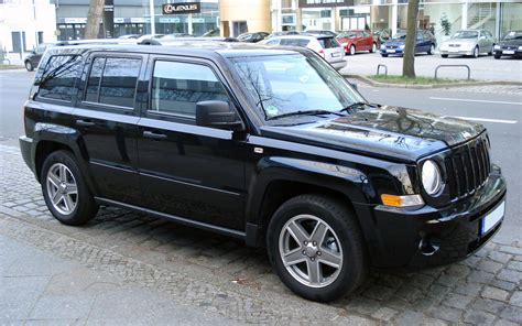 File:Jeep Patriot black fr.jpg - Wikimedia Commons