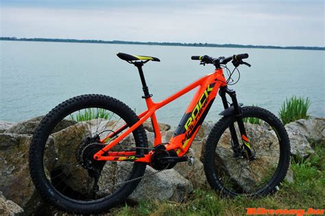 Rock Machine Blizz INT e90-27 Review: E-bike for Challenging Trails ...