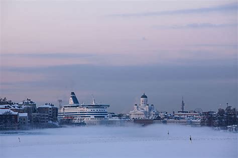 Winter lifeline spans Helsinki Harbour - thisisFINLAND