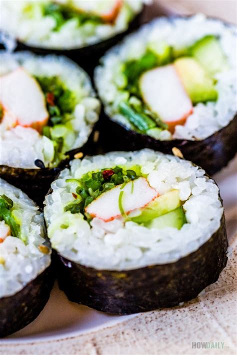 Crunchy Seaweed Salad Sushi Roll Recipe