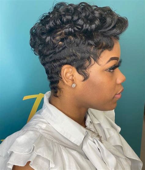 30 Pixie cut hairstyles for Black women | Pixie hairstyles, Curly pixie ...