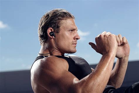 10 Best Workout Headphones and Earbuds in Dubai – AM Tradez