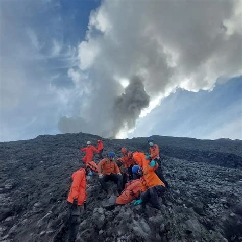 Indonesia's Marapi volcano eruption leaves 22 dead; one still missing | Reuters