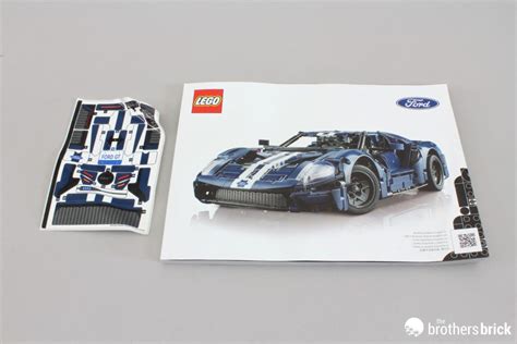 LEGO Technic 42154 2022 Ford GT - TBB Review - (4) - The Brothers Brick | The Brothers Brick