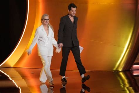 Meryl Streep, Mark Ronson present record of the year at Grammys