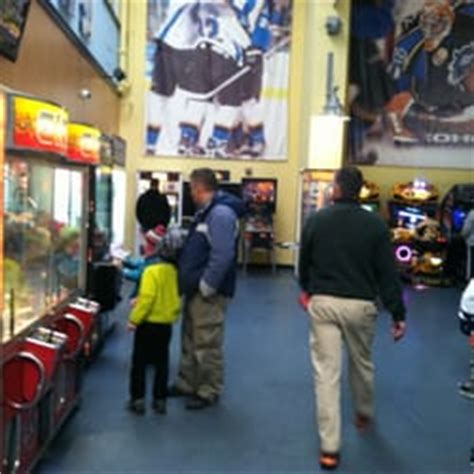 Sports Center of Connecticut - 10 Photos - Skating Rinks - 784 River Rd - Shelton, CT, United ...